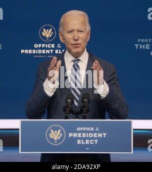 Dans cette image du flux vidéo de la transition présidentielle de Biden, le président élu des États-Unis Joe Biden fait une déclaration sur l'Affordable Care Act au Queen Theatre de Wilmington, Delaware, le mardi 10 novembre 2020. Crédit: Transition présidentielle de Biden via CNP /MediaPunch Banque D'Images