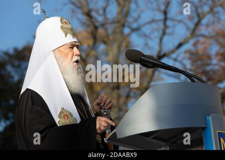 KIEV, UKRAINE - Okt 14, 2018: Primat de l'Eglise orthodoxe ukrainienne du Patriarcat de Kiev, Patriarche de Kiev et de tous les filaret Russie-Ukraine pendant la prière pour l'Ukraine sur la place Sofia, à Kiev Banque D'Images