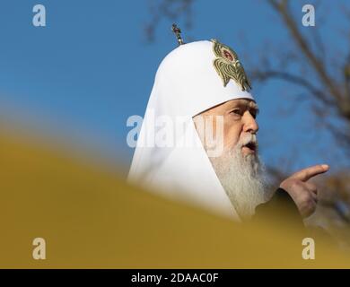 KIEV, UKRAINE - Okt 14, 2018: Primat de l'Eglise orthodoxe ukrainienne du Patriarcat de Kiev, Patriarche de Kiev et de tous les filaret Russie-Ukraine pendant la prière pour l'Ukraine sur la place Sofia, à Kiev Banque D'Images