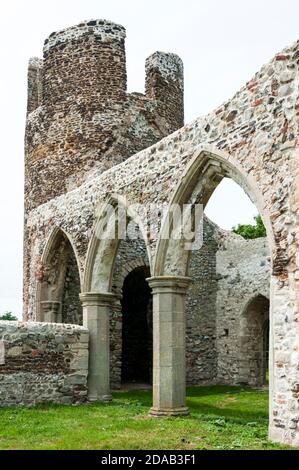 Les ruines de l'église de St Mary, une fois partie de la village perdu d'Appleton entre West Newton et Sandringham à West Norfolk. Banque D'Images