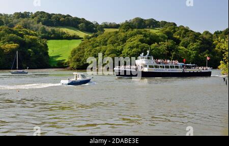 Bateaux à aubes de Dartmouth Château de Cardiff sur la rivière Dart à Dittisham. Les passagers portent un masque facial pendant la pandémie du coronavirus. Banque D'Images