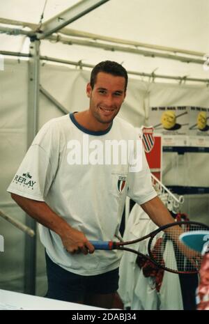 Joueur de tennis hongrois Sandor Noszaly, 1995 Banque D'Images