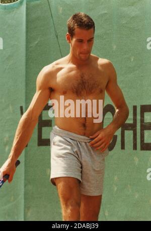 Joueur de tennis hongrois Sandor Noszaly, 1995 Banque D'Images