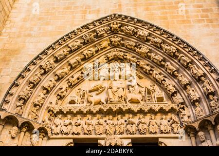 Cathédrale Saint-Marie de Burgos. Porte de la Sarmentale, connue sous le nom de porte sacramentelle. C'est l'un des meilleurs Classicisme gothique sculptural ensemble de la 1 Banque D'Images