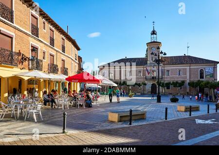 Plaza Mayor - place principale. French Way, Way of St. James. Carrión de los Condes, Palencia, Castille et Leon, Espagne, Europe Banque D'Images