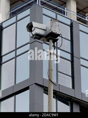 Caméra de contrôle de la circulation (Manchester, Royaume-Uni) utilisée pour surveiller le flux de circulation Banque D'Images