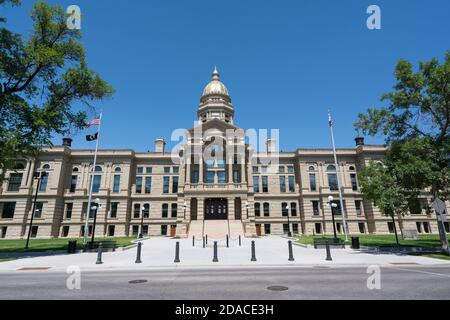 Cheyenne, Wyoming - 8 août 2020 : extérieur du bâtiment du Capitole de l'État du Wyoming à Cheyenne Banque D'Images