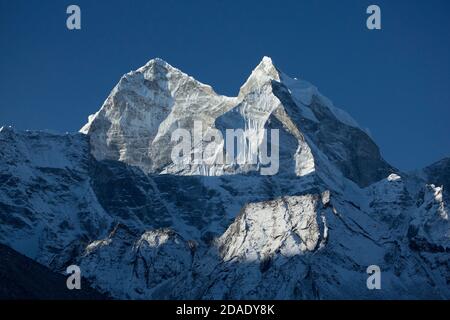 Géographie / Voyage, Népal, Solo Khumbu, Hinku Himal, Kang Taiga massif, droits-supplémentaires-décharge-Info-non-disponible Banque D'Images