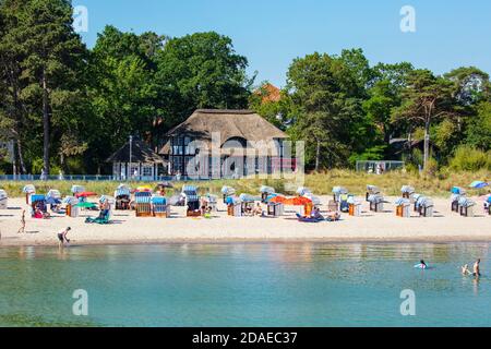 Allemagne, Schleswig-Holstein, Timmendorfer Strand. Sur la promenade de la plage Banque D'Images