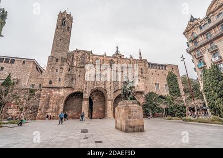 Barcelone, Espagne - 25 février 2020 : façade du musée historique de la Placa del Rei Banque D'Images