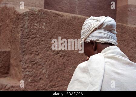 Pèlerin copte chrétien éthiopien à Lalibela, Ethiopie Banque D'Images