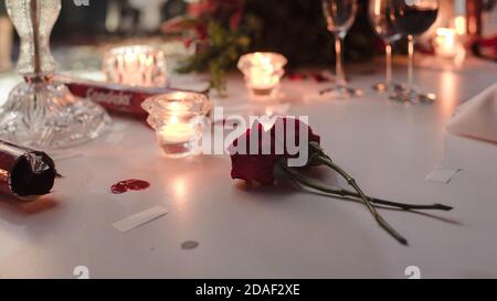 Mariage deux roses rouges ensemble Banque D'Images