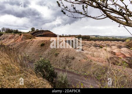 Strohner Lava Pit, lave travaille dans le Vulkaneifel Banque D'Images