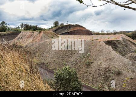 Strohner Lava Pit, lave travaille dans le Vulkaneifel Banque D'Images