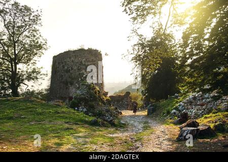 Ancienne citadelle militaire abkhaze, forteresse Anacopia. New Athos, République d'Abkhazie. Banque D'Images