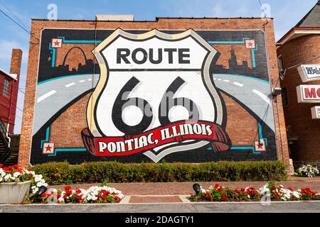 Pontiac, Illinois / États-Unis - 23 septembre 2020 : peinture murale de la route 66 à Pontiac, Illinois. Banque D'Images