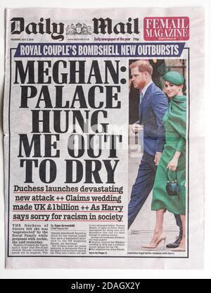 La première page du Daily Mail avec le titre Que Meghan Markle a été suspendu à sec par Buckingham Palais Banque D'Images