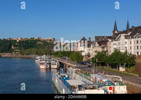 Géographie / voyage, Allemagne, Rhénanie-Palatinat, Koblenz, navires à passagers vers la Moselle sur , informations-supplémentaires-sur-droits-dédouanement-non-disponibles Banque D'Images