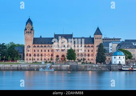 Géographie / Voyage, Allemagne, Rhénanie-Palatinat, Koblenz, vue sur le Rhin sur Konrad-Adenauer-Ufer , droits-supplémentaires-autorisations-Info-non-disponible Banque D'Images