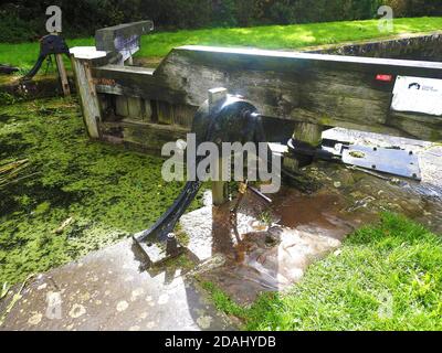 British Canal System -Glasson Branch of Lancaster Canal, Angleterre, Royaume-Uni ----Glasson Top Lock Gate Mechanism septembre 2020. Banque D'Images