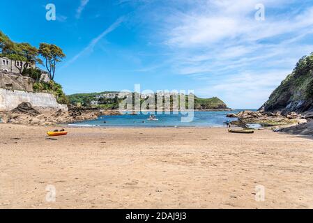 Plage de ReadyMoney Cove, Fowey, Cornwall, Royaume-Uni Banque D'Images