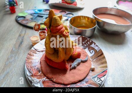 Gros plan de la statue du seigneur ganesha fait maison. Banque D'Images