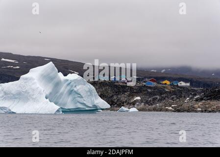 Ville de Qeqertarsuaq Banque D'Images