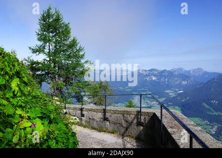 The Kehlsteinhaus (également connu sous le nom de The Eagle's Nest) Au-dessus du Kehlstein à 1.834m se trouve l'ancien La maison d'Hitler et le quartier général sud de l'Eagle Banque D'Images