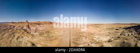 Vue panoramique sur un drone en direction du Monument Vallée Banque D'Images