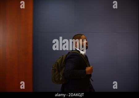 Byron Donalds (R-FL-19), membre du Congrès élu, se prépare à l'orientation du Congrès sur Capitol Hill à Washington, DC, le vendredi 13 novembre 2020. Photo de piscine par Astrid Riecken/UPI Banque D'Images