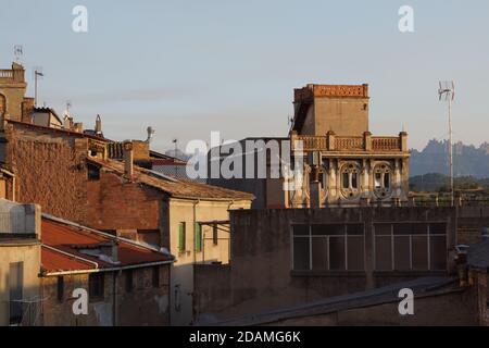 Une vue sur le paysage d'un village dense à Manresa, Catalogne, Espagne Banque D'Images