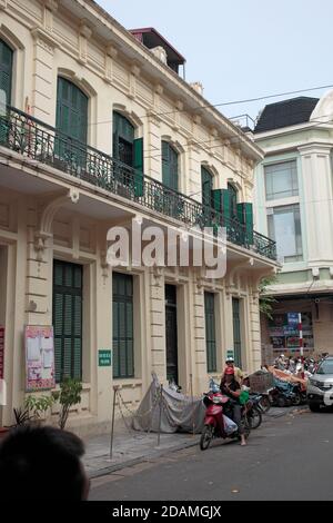 Vue sur la rue, le matin, vieux quartier, Hanoï 10 sept 2016 Banque D'Images