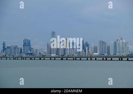 Panama City - vue panoramique de Panama City depuis Mirador Cinta Costera Banque D'Images