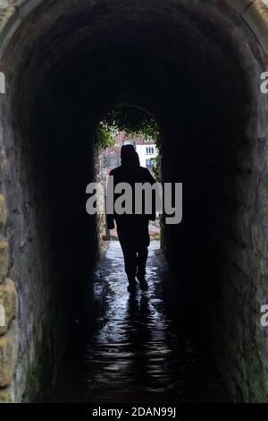 Tunnel hurlant (tunnel Dracula) Whitby, North Yorkshire, Royaume-Uni Banque D'Images