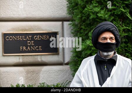 Manhattan, États-Unis. 13 novembre 2020. Manifestation contre l'islamophobie entretiens des organisateurs sur les commentaires concernant l'islam du président français Emmanuel Macron au consulat de France à New York. Credit: Micah Casella/Alamy Live News. Banque D'Images