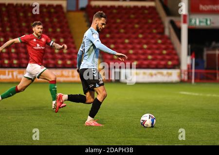 WALSALL, ANGLETERRE. 14 NOVEMBRE. Brandon Goodship de Southend s'est Uni en action pendant le match Sky Bet League 2 entre Walsall et Southend Unis au stade Banks, Walsall, le samedi 14 novembre 2020. (Crédit : James HolyOak | MI News) crédit : MI News & Sport /Alay Live News Banque D'Images