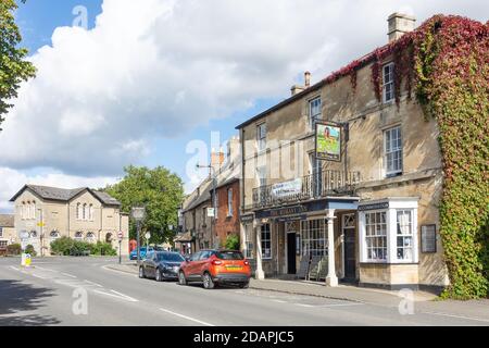 The Romany Inn, Bridge Street, Bampton, Oxfordshire, Angleterre, Royaume-Uni Banque D'Images