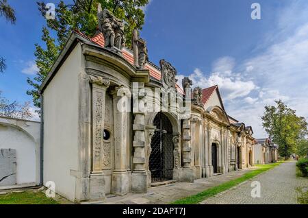 Le 18e cent., chapelles funéraires baroques. Ville de Jelenia Gora, (ger.: Hirschberg im Riesengebirge), province de Basse-Silésie, Pologne. Banque D'Images