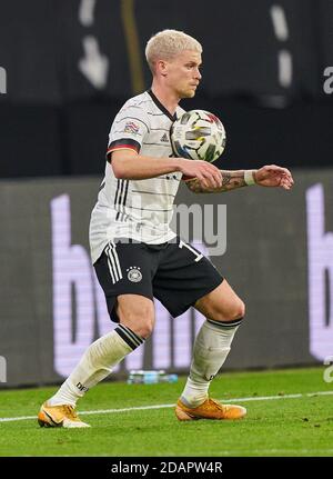 Leipzig, Allemagne. 14 novembre 2020. Philipp MAX, DFB 13 dans le match ALLEMAGNE - UKRAINE Ligue des Nations de l'UEFA, équipe nationale allemande de football, DFB , saison 2020/2021 à Leipzig, Allemagne, 14 novembre 2020 © Peter Schatz / Alay Live News important: Les règlements DFB interdisent toute utilisation de photographies comme séquences d'images et/ou quasi-vidéo. Credit: Peter Schatz/Alay Live News Banque D'Images