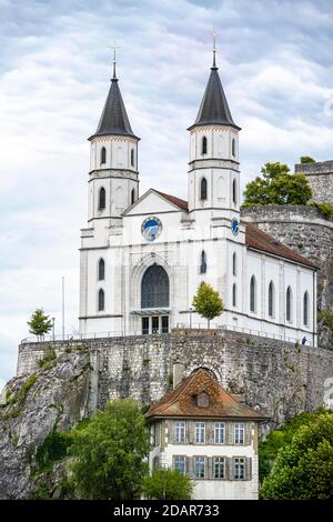 Vue sur la ville, la forteresse d'Aarburg, l'église réformée d'Aarburg, Aarburg, Zofingen, Canton d'Argau, Suisse Banque D'Images