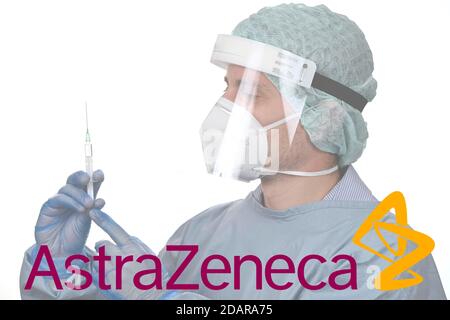 Symbole photo vaccin Corona de la société ASTRAZENECA, homme avec seringue, crise corona, Bade-Wurtemberg, Allemagne Banque D'Images