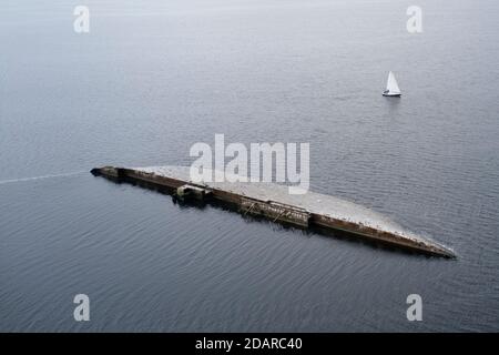 Bateau à sucre de naufrage en mer sur la rivière Clyde vue De Greenock Ecosse Banque D'Images