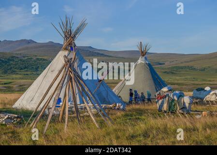 YAMAL, RUSSIE - 22 AOÛT 2018 : dans le camp de Komi-Zyryane, le jour d'août. Oural polaire Banque D'Images