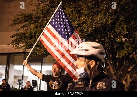 Washington, DC, États-Unis. 14 novembre 2020. WASHINGTON D.C., NOVEMBRE 14- les partisans de Trump manifestent lors de la manifestation du million Maga March concernant les résultats des élections le 14 novembre 2020 à Washington, DC photo: Chris Tuite/ImageSPACE crédit: Imagespace/Alay Live News Banque D'Images