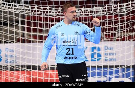 Düsseldorf, Allemagne. 15 novembre 2020. Handball: Bundesliga, Bergischer HC - THW Kiel, 8e jour de match, ISS Dome. Le gardien de but de Kiel Dario Quenstedt claque son poing après une balle tenue. Credit: Jonas Güttler/dpa/Alay Live News Banque D'Images