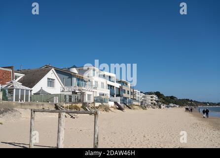 Des propriétés haut de gamme en bord de mer dans Sandbanks Poole Dorset Banque D'Images