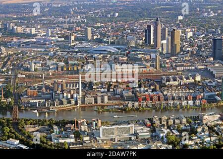 Vue panoramique de l'avion de Francfort sur le Skyline, Allemagne Banque D'Images