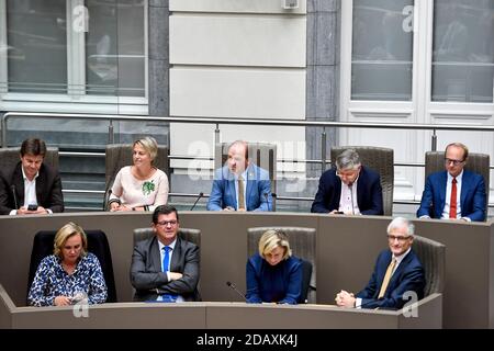 Ministre flamand de Bruxelles, de la Culture, des médias et de la Jeunesse Sven Gatz, ministre flamand de l'Environnement, de l'aménagement du territoire et de l'Agriculture Joke Schauvliege, Banque D'Images