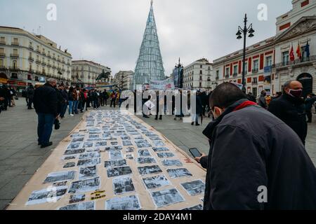 Manifestations contre la fermeture du marché El Rastro, Madrid, Espagne - 15 novembre 2020 Banque D'Images