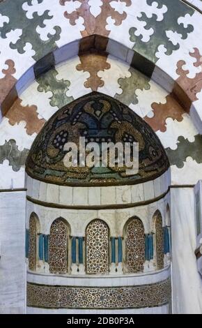Égypte, le Caire, Madrasa, mihrab du mausolée d'Amir Aqbugha Banque D'Images